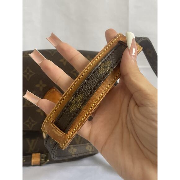 Louis Vuitton Leather Monogram Saint Cloud Crossbody Purse MI884 Auth LV - Picture 5 of 7